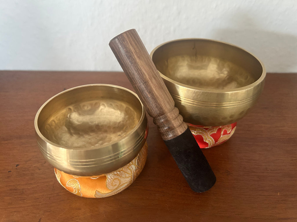 Singing bowls